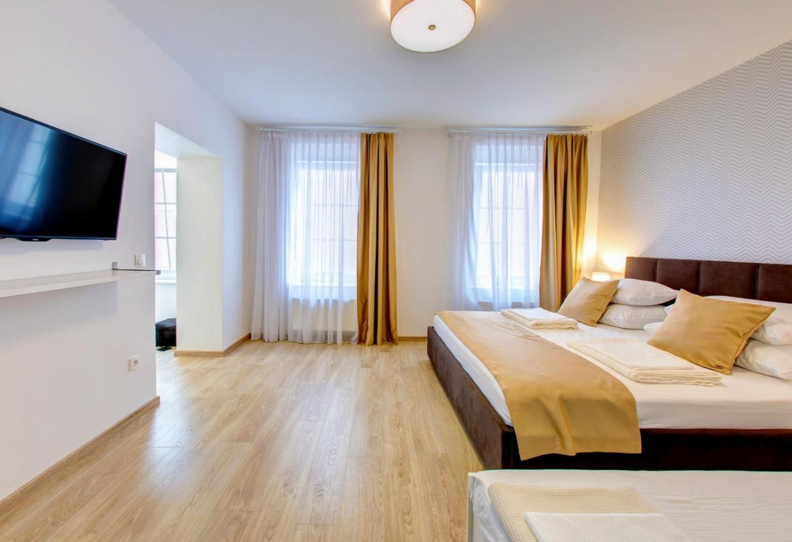 מוסטר City Center Apartments מראה חיצוני תמונה