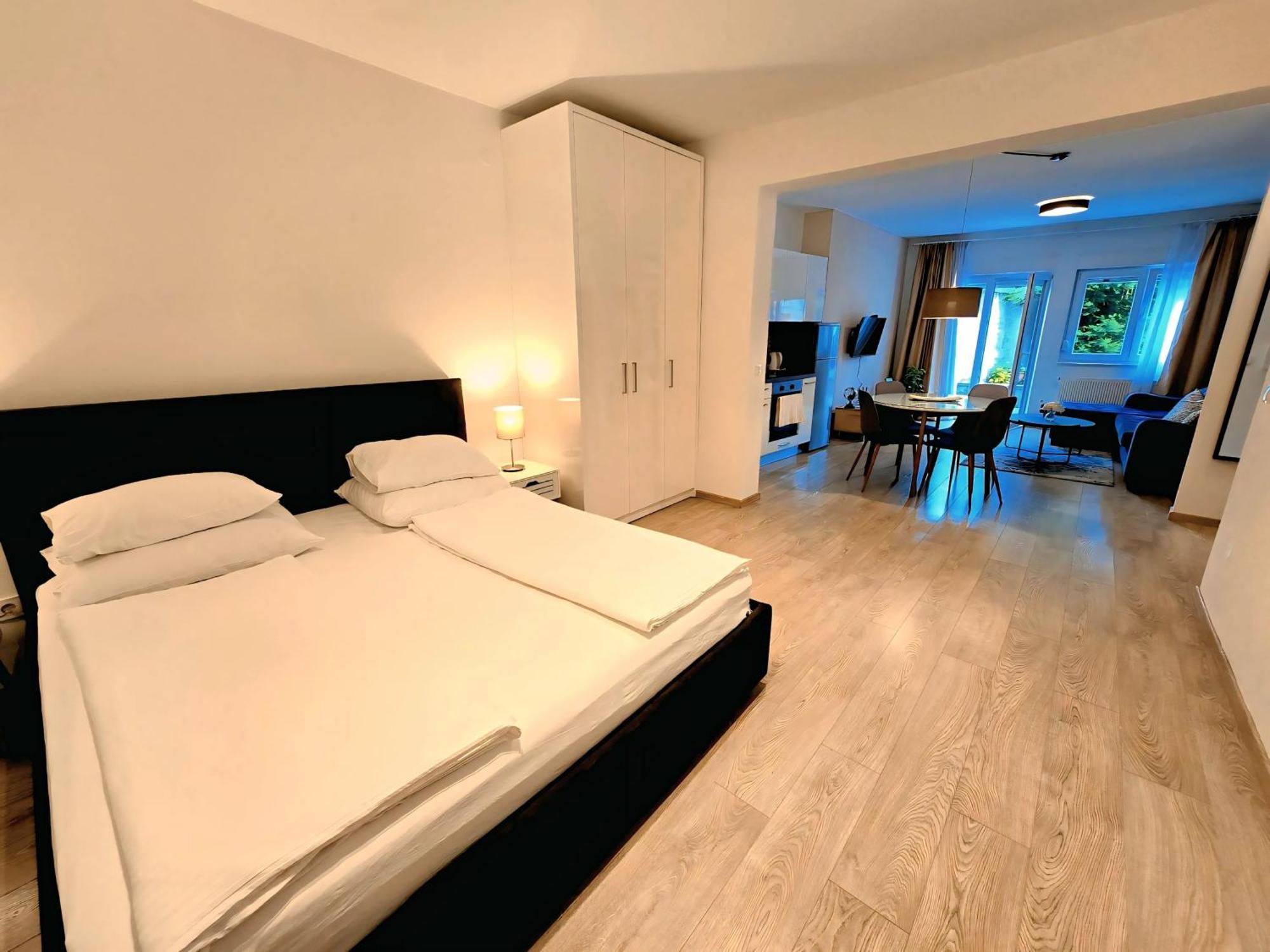 מוסטר City Center Apartments מראה חיצוני תמונה