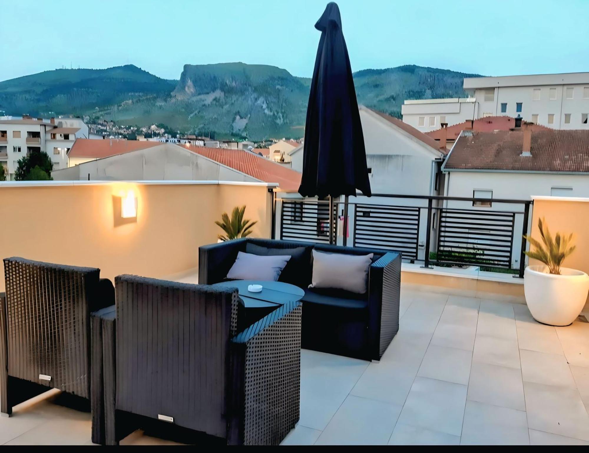 מוסטר City Center Apartments מראה חיצוני תמונה