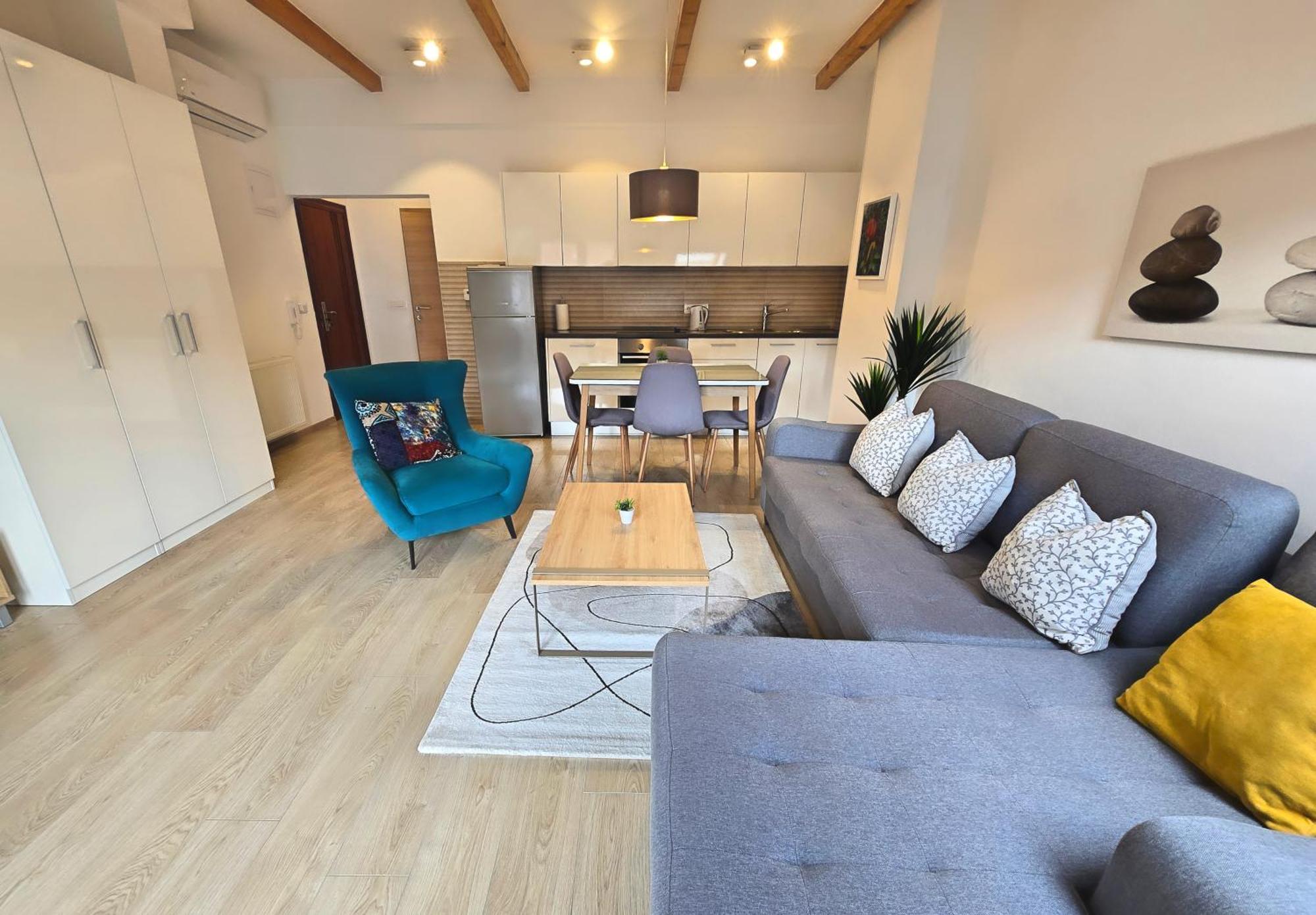מוסטר City Center Apartments מראה חיצוני תמונה