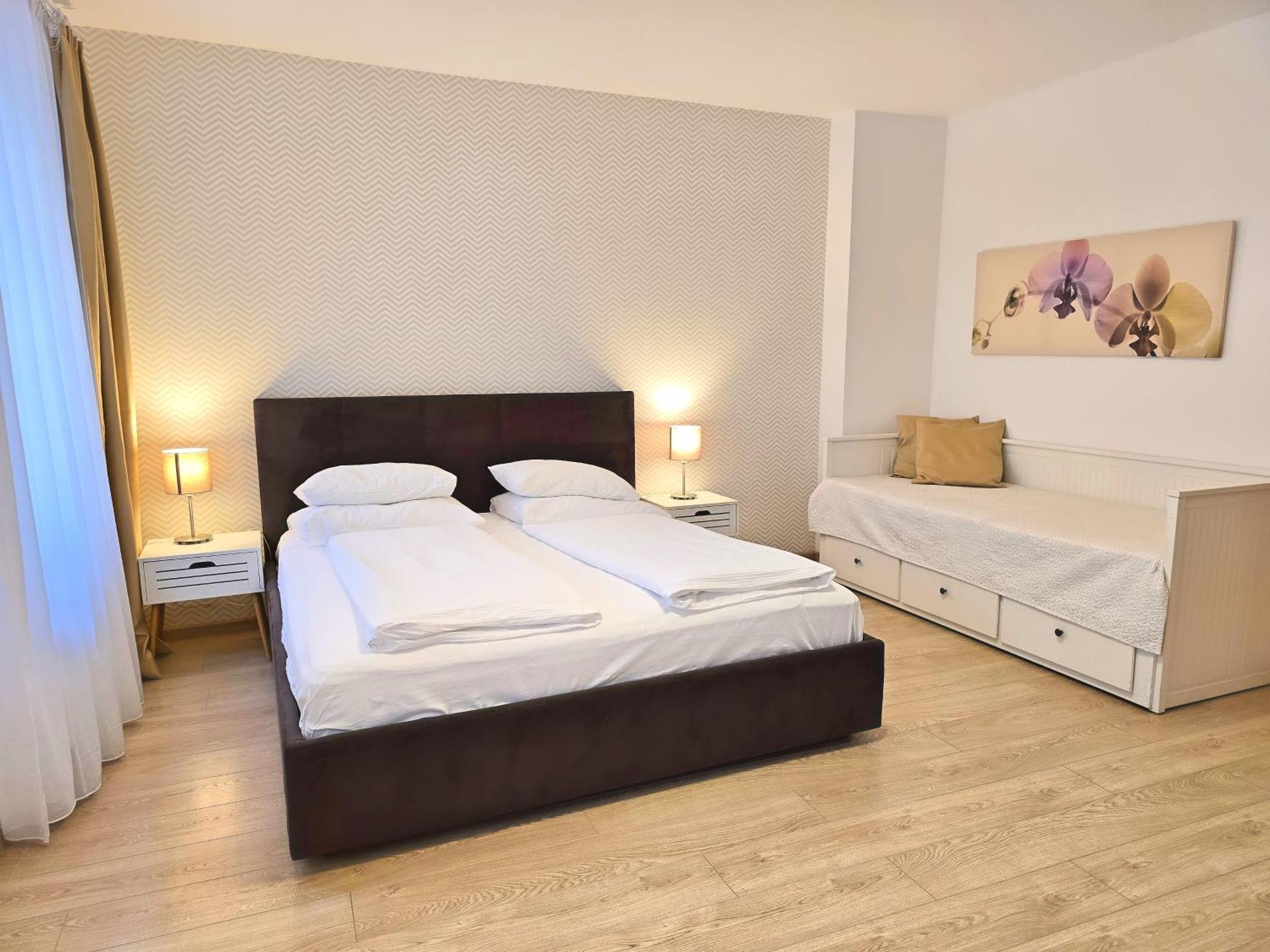 מוסטר City Center Apartments מראה חיצוני תמונה