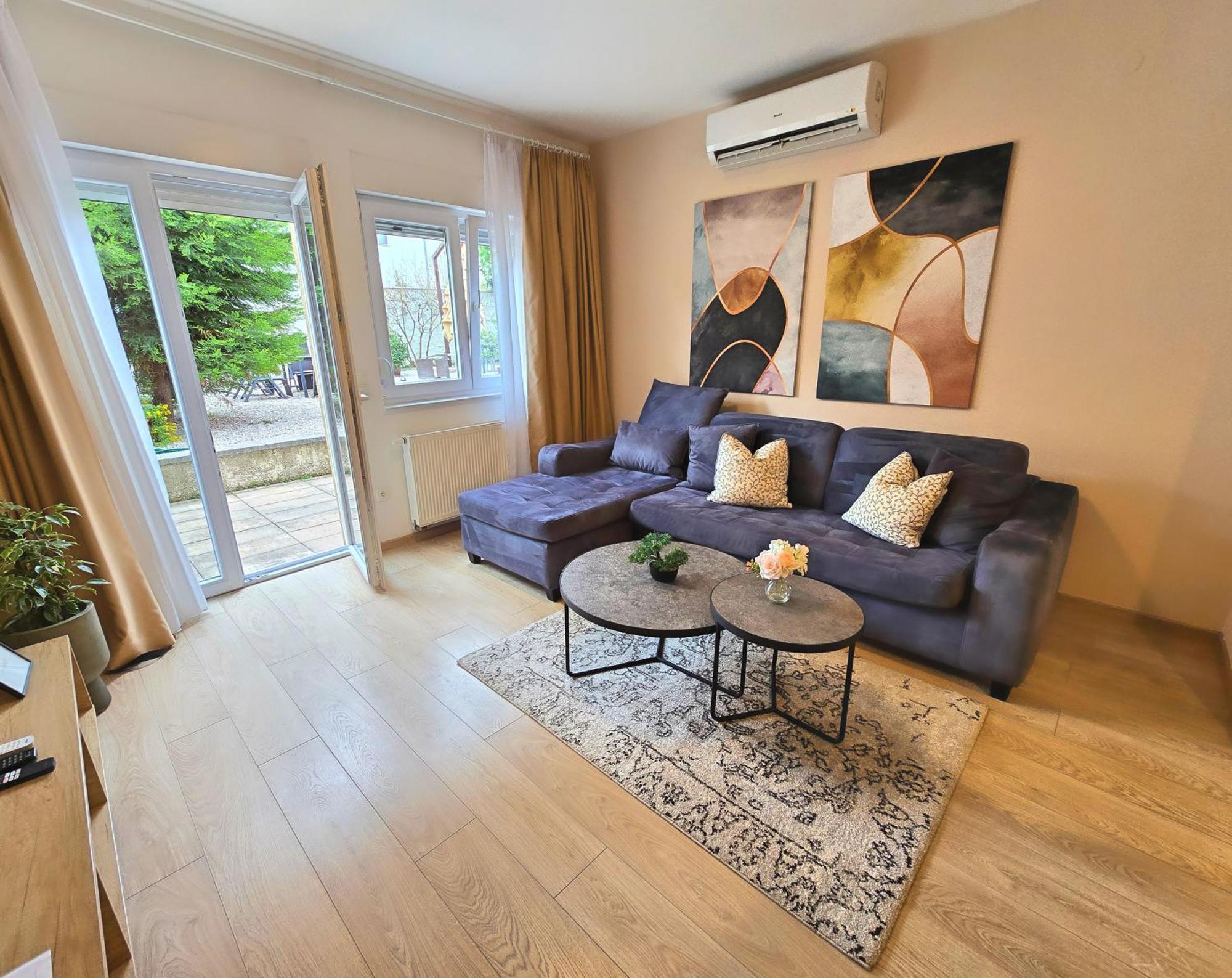 מוסטר City Center Apartments מראה חיצוני תמונה