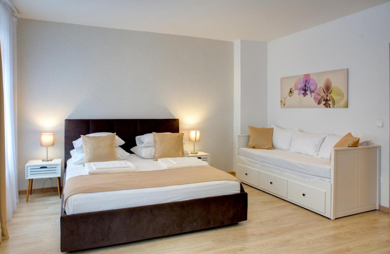 מוסטר City Center Apartments מראה חיצוני תמונה