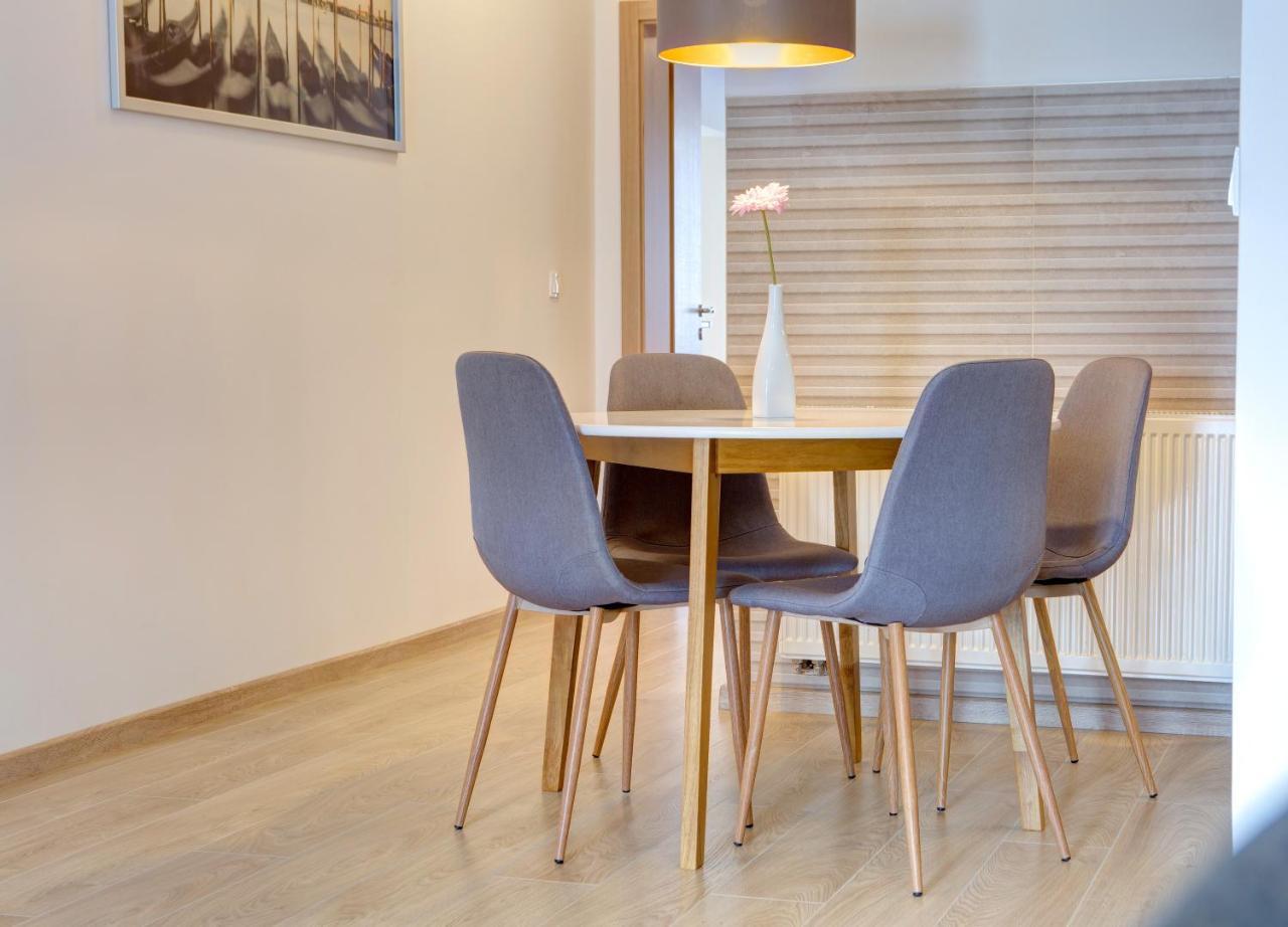 מוסטר City Center Apartments מראה חיצוני תמונה